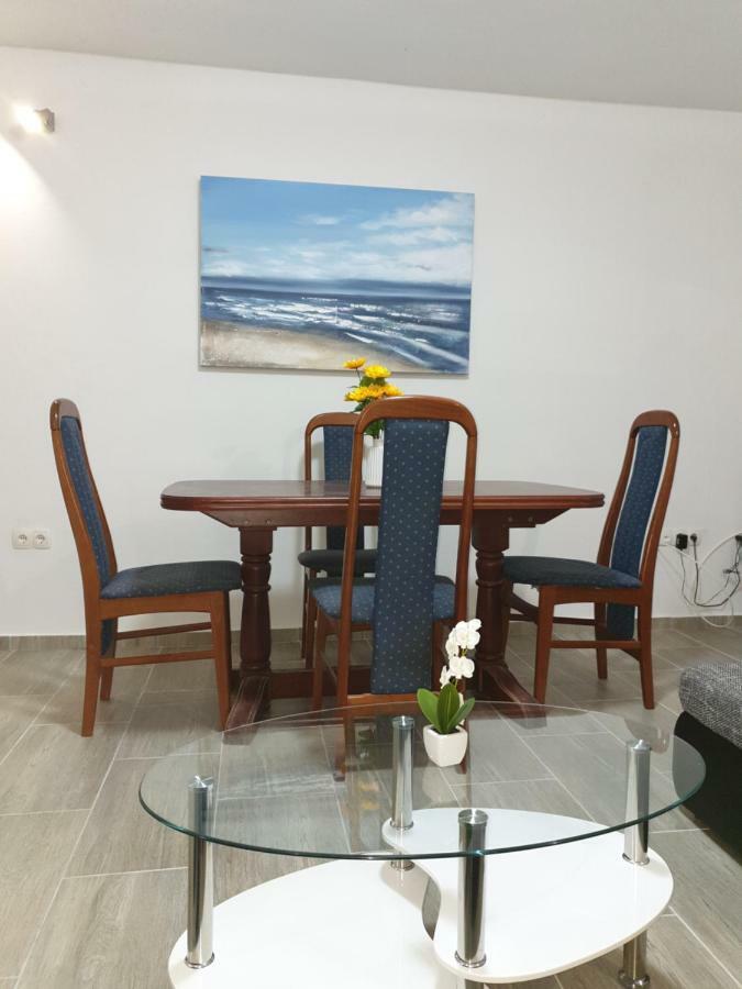 Apartments Nella ซาดาร์ ภายนอก รูปภาพ