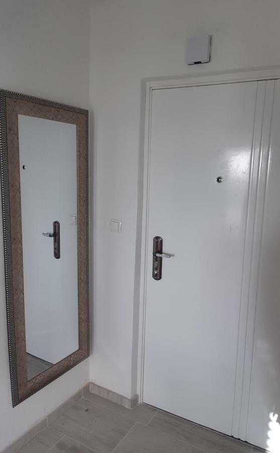 Apartments Nella ซาดาร์ ภายนอก รูปภาพ